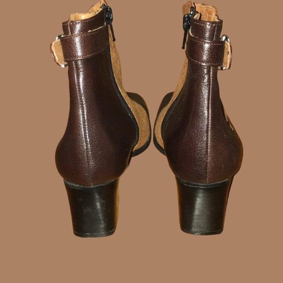 Torcivia Industria Argentina Booties - Picture 4 of 8